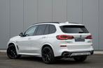 BMW X5 45e M-SPORT/REALHYBRID/BTW/PANO/KEYLESS/HEADUP, Auto's, USB, Wit, Leder, 5 zetels