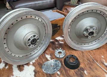 Paar volledige OM Harley sportster 00-03 velgen beschikbaar voor biedingen