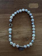 Halsketting, Enlèvement, Comme neuf