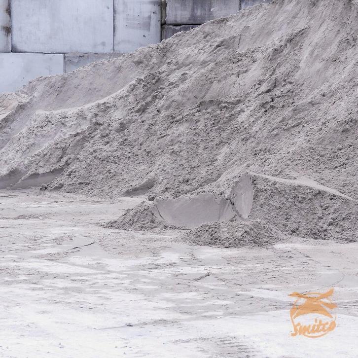 ZAND GEZOCHT IN TON, Tuin en Terras, Zand, Gebruikt, Instrooizand, Ophalen