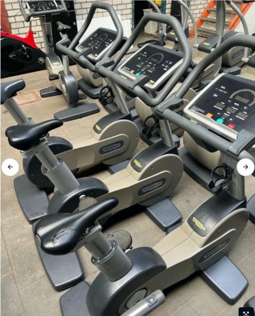 Technogym Excite Upright Bike 500 | Hometrainer, Sport en Fitness, Fitnessmaterialen, Gebruikt, Armen, Benen, Borst, Buik, Rug
