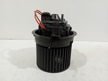 KACHEL VENTILATORMOTOR Logan MCV II / Sandero Wagon (7S) beschikbaar voor biedingen