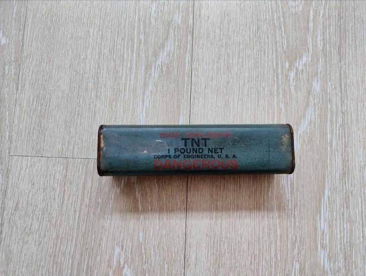 1 pound TNT américain, en bon etat, para, engineer, infantry, Collections, Objets militaires | Seconde Guerre mondiale, Armée de terre