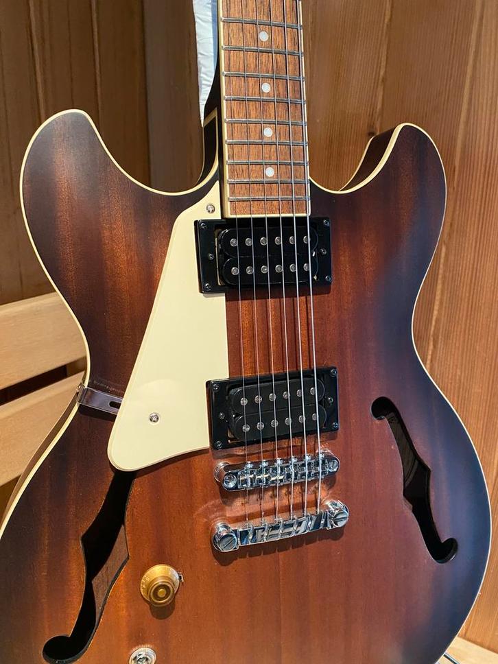 Ibanez tobaco gaucher, Muziek en Instrumenten, Snaarinstrumenten | Gitaren | Elektrisch, Ibanez, Ophalen