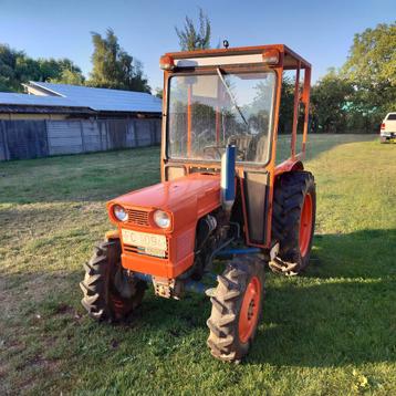 Kubota L 245 dt cabine  beschikbaar voor biedingen