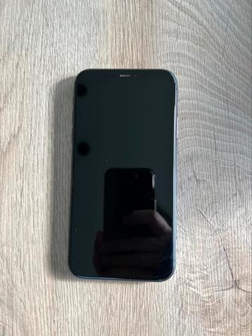 iPhone 11 64 gb noir 