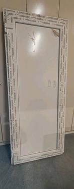 Pvc deur met blokkader ingekast en plaatsklaar
H205 x B80 cm, Doe-het-zelf en Bouw, Deuren en Vliegenramen, Ophalen, Kunststof