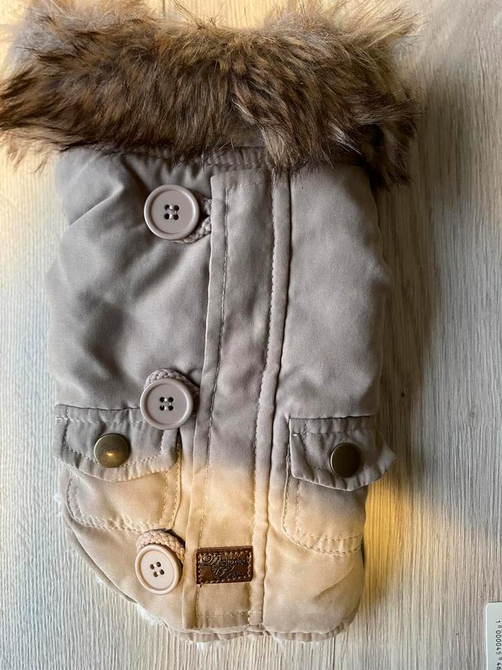 Winterjasje By Lotte maat 24, Dieren en Toebehoren, Hondenkleding, Zo goed als nieuw, Ophalen of Verzenden