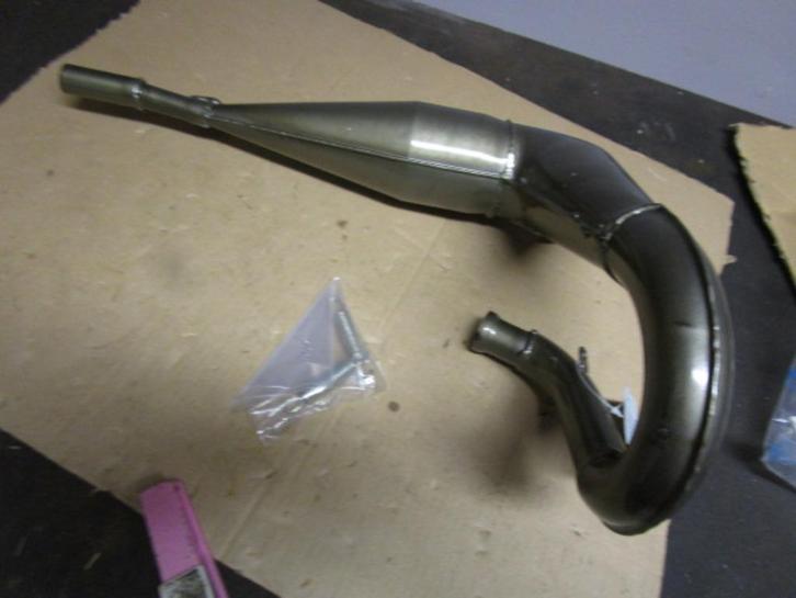 Nouveaux coudes Leovinci Gilera Rally50 - Malaguti MDX50, Vélos & Vélomoteurs, Pièces de cyclomoteur | Général, Neuf, Pot d'échappement