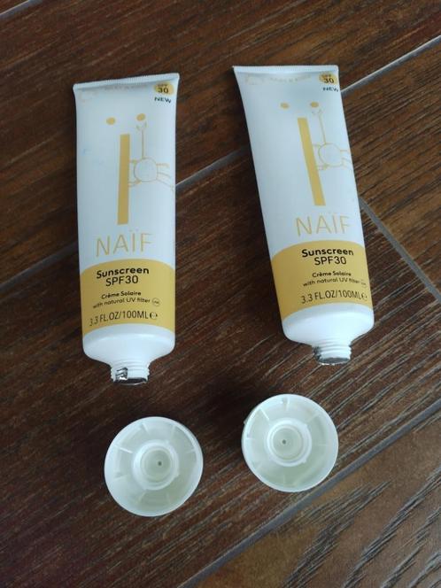 Naïf minerale zonnecrème factor 30 - 100 ml, Handtassen en Accessoires, Uiterlijk | Lichaamsverzorging, Nieuw, Zonnebrand of After Sun