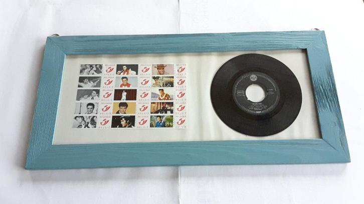 Elvis Presley : Single - Kader met singel en vel postzegels, Verzamelen, Retro, Overige typen, Ophalen of Verzenden