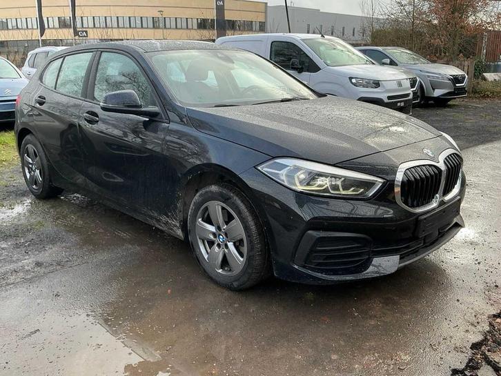 BMW 118i 2023, Autos, BMW, Entreprise, Série 1, Autres carburants, Autre carrosserie, Automatique, Occasion