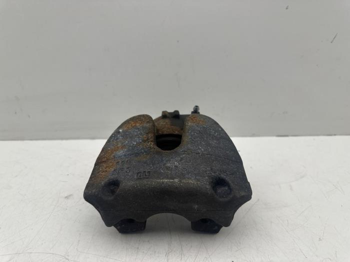Remklauw (Tang) links-voor van een Opel Corsa, Auto-onderdelen, Remmen en Aandrijving, Opel, Gebruikt, 3 maanden garantie, Ophalen of Verzenden
