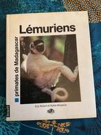 Livre « LÉMURIENS « primates de Madagascar, Enlèvement ou Envoi, Comme neuf