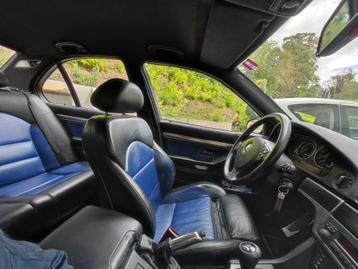 BMW M5 E39 V8 Intérieur Bleu Le Mans beschikbaar voor biedingen
