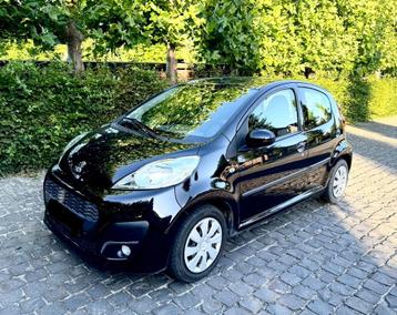Peugeot 107 1.0 benzine / 5 deuren / Airco beschikbaar voor biedingen