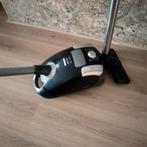 MIELE S4 easyStrech. 300.... 2000 Waat, Elektronische apparatuur, Stofzuigers, Ophalen of Verzenden, Stofzuiger