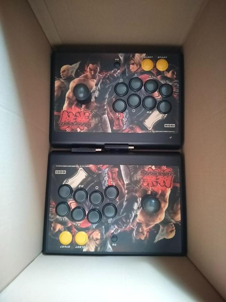 Hori TEKKEN 6 Fightsticks PS3 (2x) + Tekken 6, Games en Spelcomputers, Games | Sony PlayStation 3, Zo goed als nieuw, Vechten