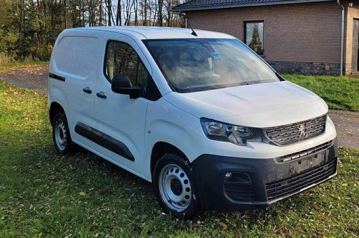 Peugeot PARTNER (start niet! Motor kapot!), Auto's, Peugeot, Particulier, Partner, Achteruitrijcamera, Diesel, Ophalen