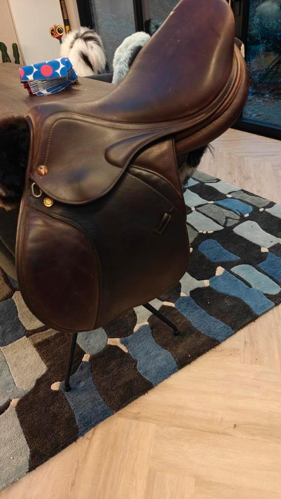 Prestige Meredith springzadel medium wide, Dieren en Toebehoren, Paarden en Pony's | Zadels, Gebruikt, Ophalen