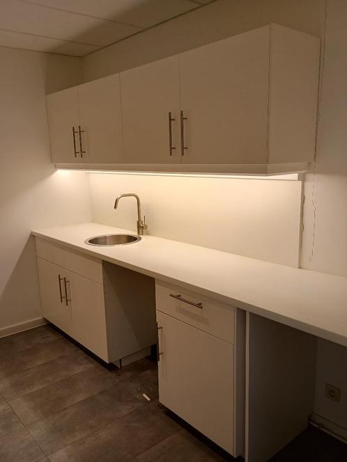 kitchenette/keuken, Huis en Inrichting, Keuken | Complete keukens, Zo goed als nieuw, Enkelwandige keuken, Crème, Hout, Ophalen