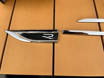 Originele VW T-Roc R-model plaquette set zijspatbord embleem beschikbaar voor biedingen