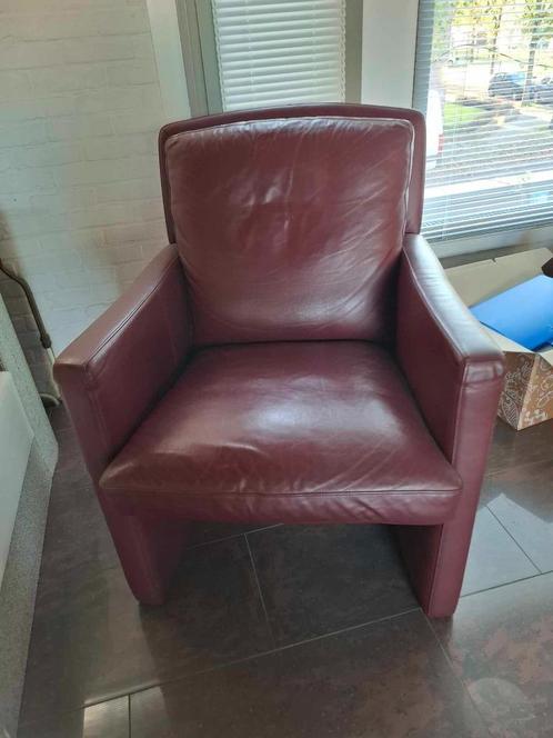 Fauteuil bordeaux à roulettes pour 1 personne, Maison & Meubles, Fauteuils, Comme neuf, Cuir, Enlèvement