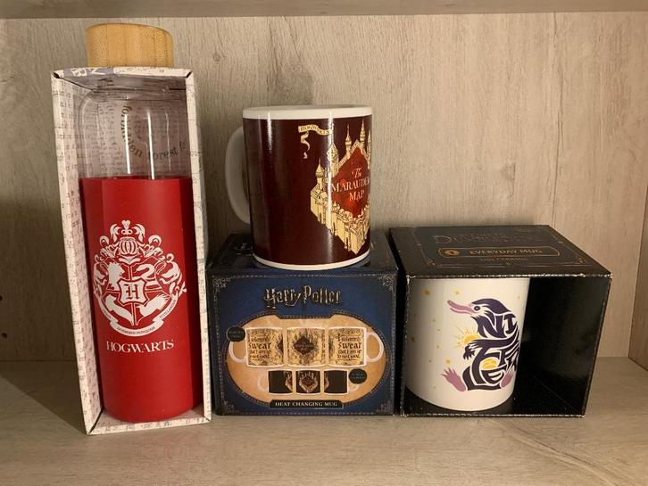 Mugs et bouteille d'eau Harry Potter, Collections, Harry Potter, Neuf, Ustensile, Enlèvement