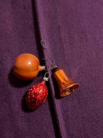 3 zeer oude kerstballen beschikbaar voor biedingen