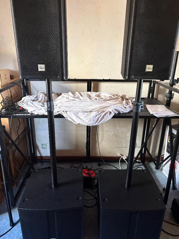 Sono The box pro Achat 112 subactief en Dsp 108 actief, Muziek en Instrumenten, Versterkers | Keyboard, Monitor en PA, Zo goed als nieuw