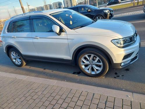 Tiguan, Auto's, Volkswagen, Particulier, Tiguan, 4x4, ABS, Airbags, Airconditioning, Android Auto, Apple Carplay, Bluetooth, Boordcomputer