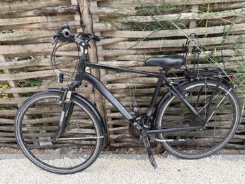 Trekkingfiets - 5 jaar oud beschikbaar voor biedingen
