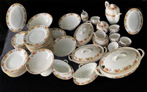 Oud porseleinen servies van Schlaggenwald- Haas & Czjzek, Antiek en Kunst, Antiek | Servies compleet, Ophalen