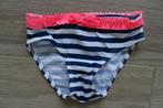 Zwembroekje blauw/wit gestreept maat 2 jaar, Enfants & Bébés, Maillots de bain pour enfants, Comme neuf, Fille, Taille 92, Bas de bikini