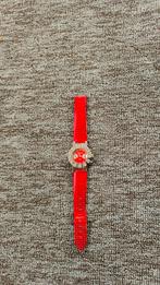 Dameshorloge met rode wijzerplaat en zilverkleurige details, Handtassen en Accessoires, Horloges | Kinderen, Ophalen