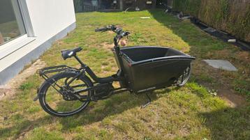 Urban Arrow perf. 7 900 km avec housse de pluie et banc, Enlèvement, Comme neuf