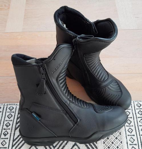 Bottes de moto imperméables Rebelhorn Rio - Taille 42, Motos, Vêtements | Vêtements de moto, Bottes, Hommes, Seconde main, Enlèvement ou Envoi