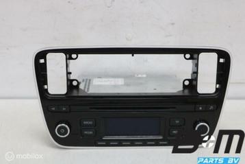 Radio RCD215 VW Up 1S0035156K beschikbaar voor biedingen