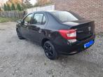 Dacia logan 1.1i essence euro6b contrôle ok tel 0466.24.09.4, Auto's, Dacia, Euro 6, 4 cilinders, 5 deurs, Onderhoudsboekje