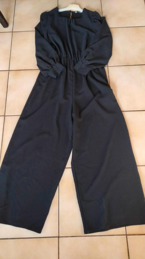 zwarte jumpsuit lange mouwen Zara Medium, Kleding | Dames, Jumpsuits, Zo goed als nieuw, Maat 38/40 (M), Zwart, Ophalen of Verzenden