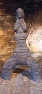 2 très anciens chenets, Ophalen, Gebruikt