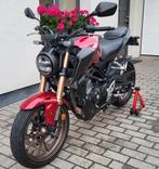 Honda CB125R Rood 2023 met slechts 6000km in nieuwstaat!, Motoren, Particulier, 125 cc, 11 kW of minder, 1 cilinder