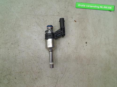 INJECTOR BRANDSTOF Audi A1 (8X1 / 8XK) (03F906036B), Auto-onderdelen, Brandstofsystemen, Audi, Gebruikt
