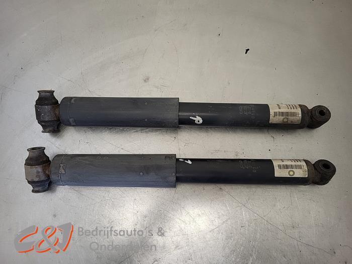 Kit amortisseur d'un Ford Transit, Autos : Pièces & Accessoires, Suspension & Châssis, Ford, Utilisé, 3 mois de garantie, Enlèvement ou Envoi