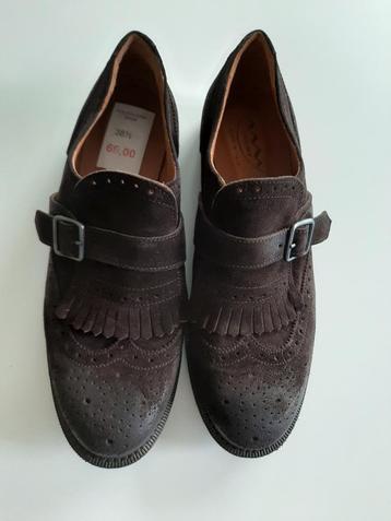 SCHOENEN LEDER EN DAIM "NIEUW" beschikbaar voor biedingen