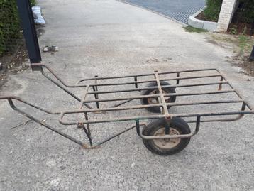 kruiwagen beschikbaar voor biedingen