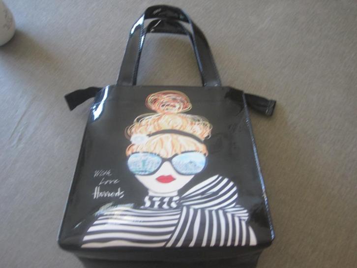 leuke speelse handtas getekend Harrod's, Handtassen en Accessoires, Tassen | Damestassen, Zo goed als nieuw, Handtas, Overige kleuren