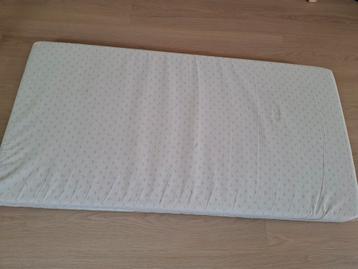 Matras babybedje 120 x 60  beschikbaar voor biedingen