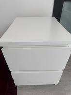 2 TABLE DE NUIT IKEA À VENDRE, Maison & Meubles, 45 à 65 cm, Enlèvement, Utilisé, 55 à 70 cm