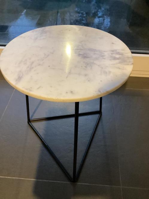 Table basse ronde en marbre blanc, Huis en Inrichting, Tafels | Salontafels, Zo goed als nieuw, Minder dan 50 cm, Minder dan 50 cm